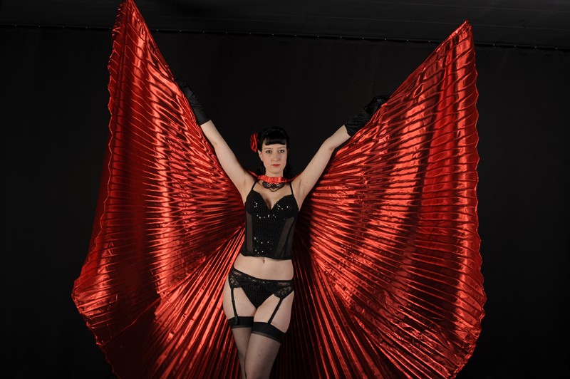 Mystic Fairy : burlesque ailes d'isis, www.photo-jco.ch, annuaire photo modele